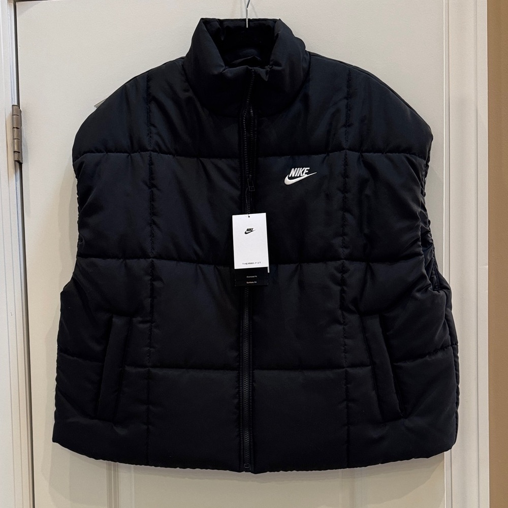 Nike Oversized Puffer Vest